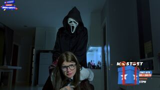 Vadul sikoltozó kemény anál – pornó sikolyparódia