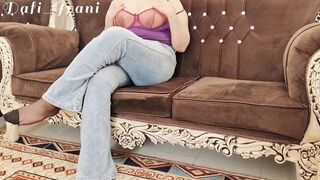 دختر همسایه سکسیمو کشید خونه‌شون، گفت باهاش سکس کنم و آبمو بریزم تو کُسش تا... (مکالمه فارسی)